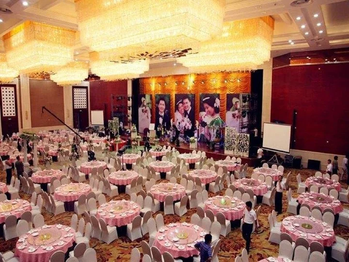 Синтай: Wanfeng Grand Hotel