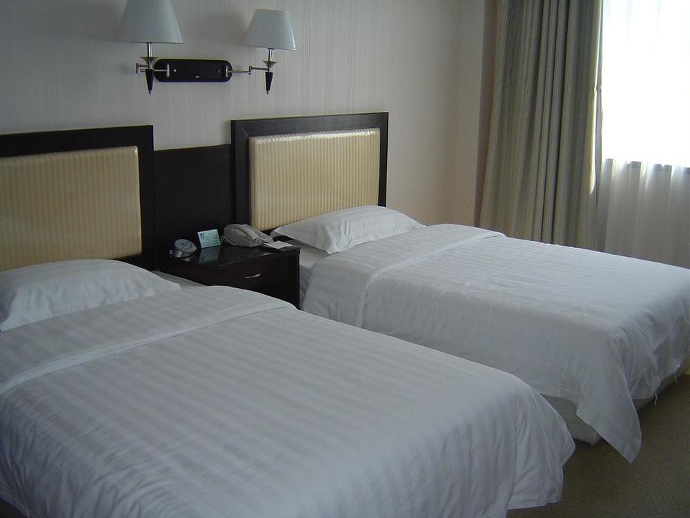 Чанчунь: June Hotel