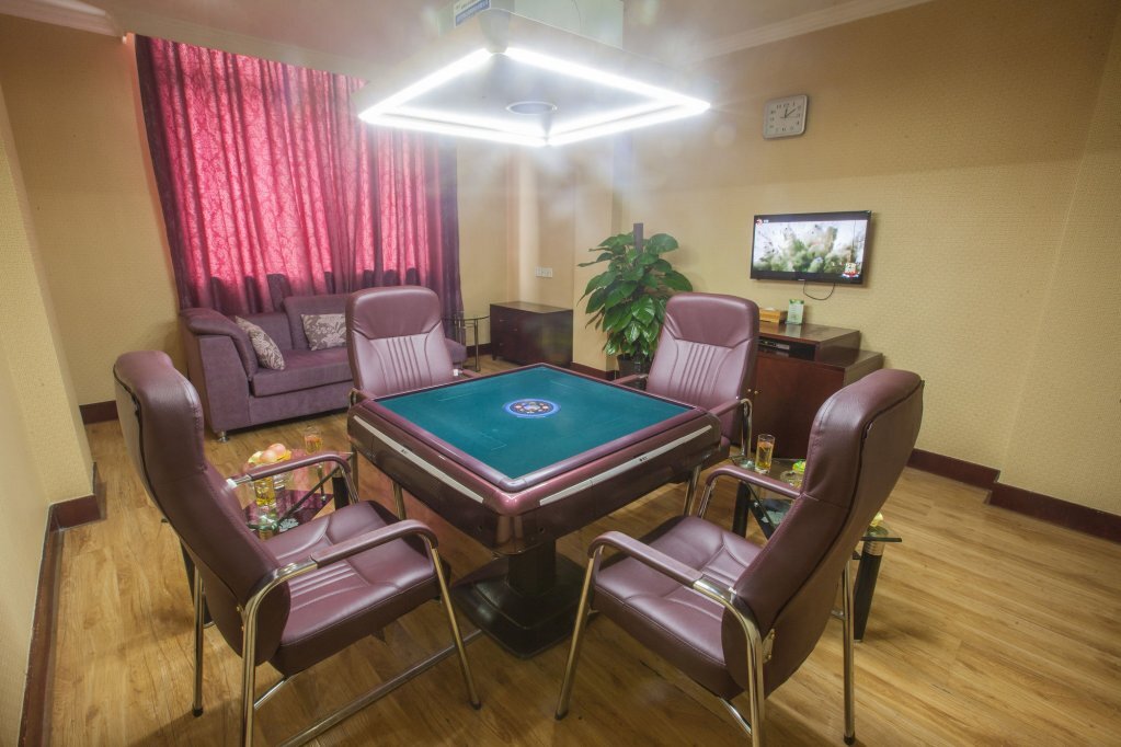 Цзясинь: City Hotel Jiashan Booking Upon Request,