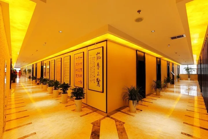Баоцзи: Jialong International Hotel
