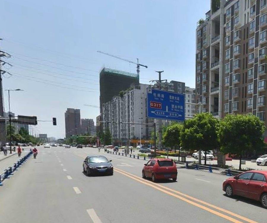 Чэнду: Tianyue Hotel