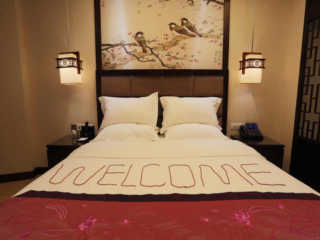 Yangzhou Chenmao Jingjiang Hotel — фото 1