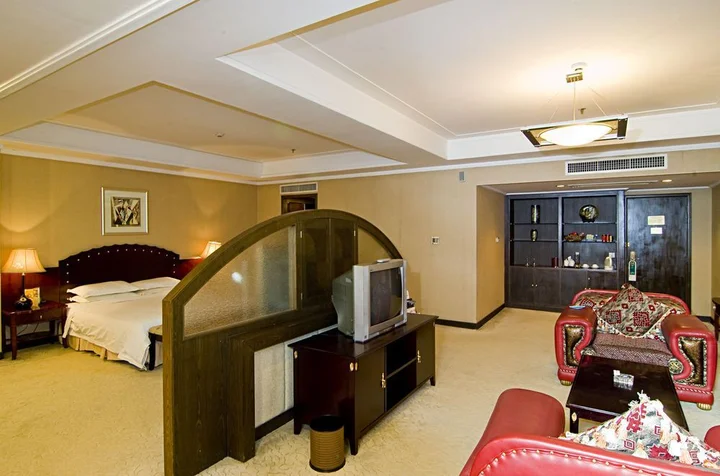 Ухань: Central International Hotel