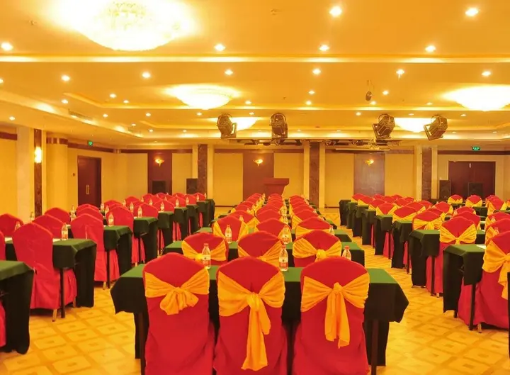 Жичжао: Rizhao Sovereignty Hotel