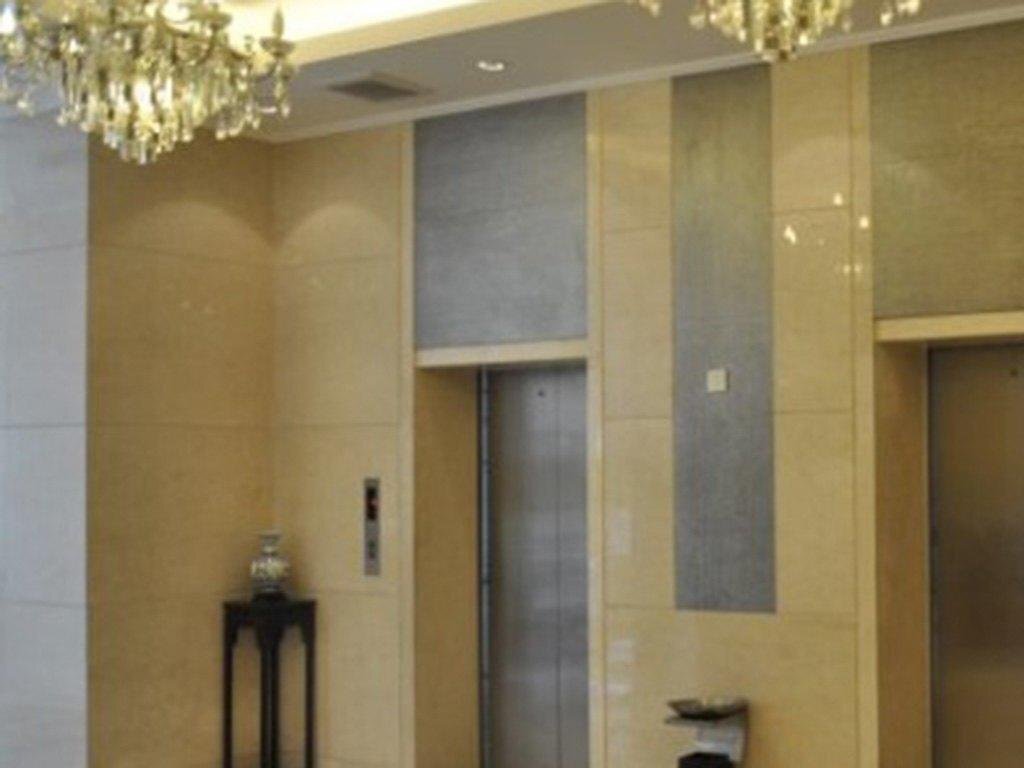 Жичжао: Rizhao Sovereignty Hotel