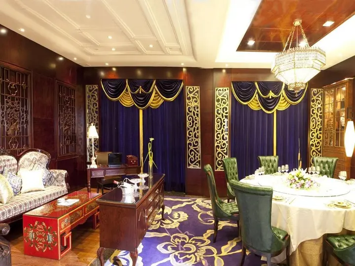 Вэньчжоу: Yuntianlou Holiday Royal Hotel