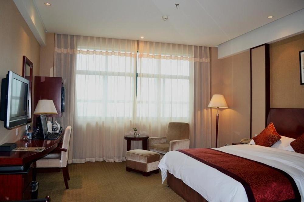 Уси: Jingxi Hotel