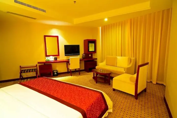 Уси: Jingxi Hotel