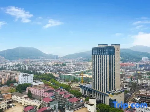 Чжоушань: Shimao Hotel
