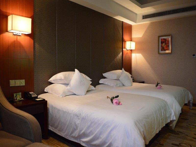 Чжоушань: Shimao Hotel