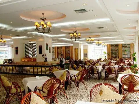 Наньнин: Phoenix Hotel