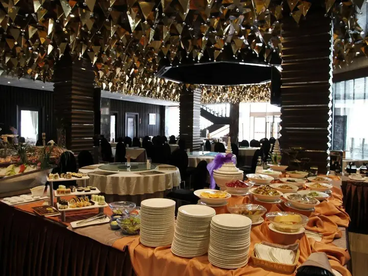 Яньтай: Jundu Center Hotel Yantai