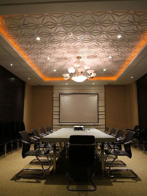 Яньтай: Jundu Center Hotel Yantai