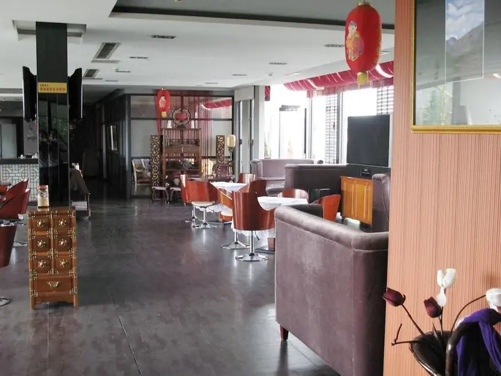 Уси: Wuxi Caifu Fortune Grand Canal Hotel