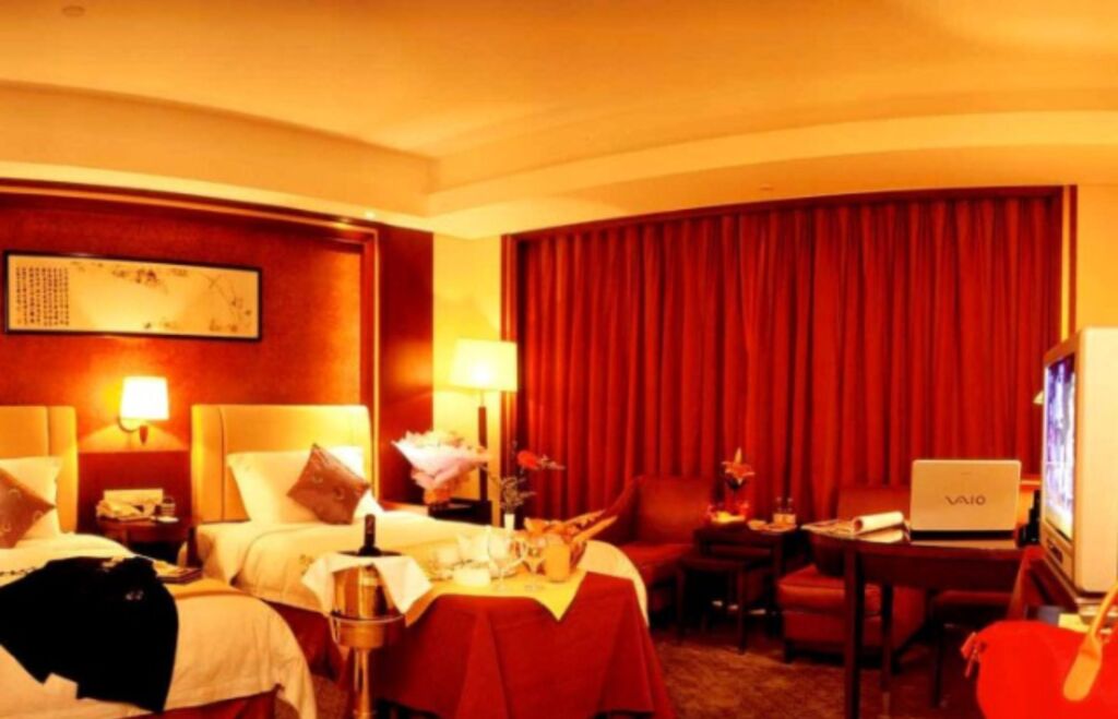 Ухань: Hubei Huatian Hotel