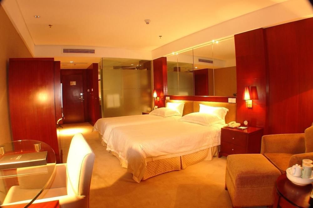 Чунцин: Chongqing Greenway Hotel