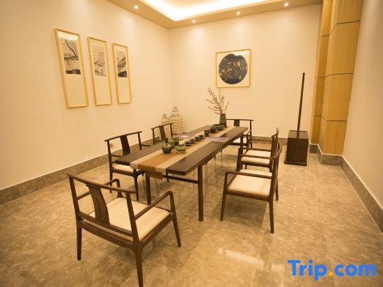 Хуаншань: Huangshan Xinyuan International Hotel