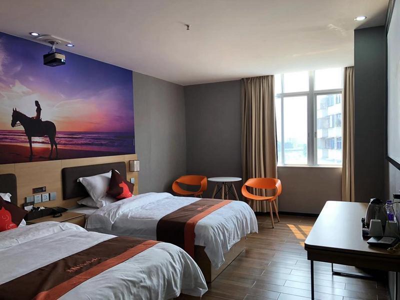 Чжаньцзян: Jun Hotel Guangdong Zhanjiang Suixi County Quanfeng Square