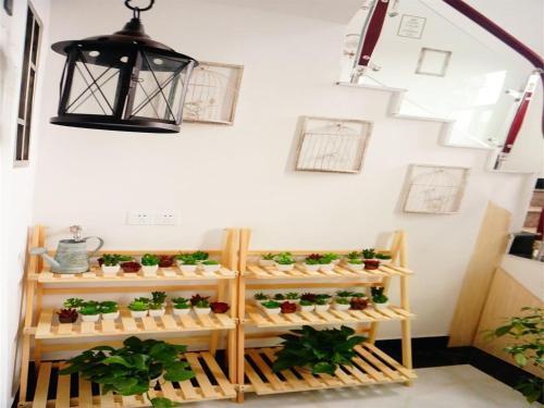 Шанграо: Wuyuan Huatian Youth Hostel