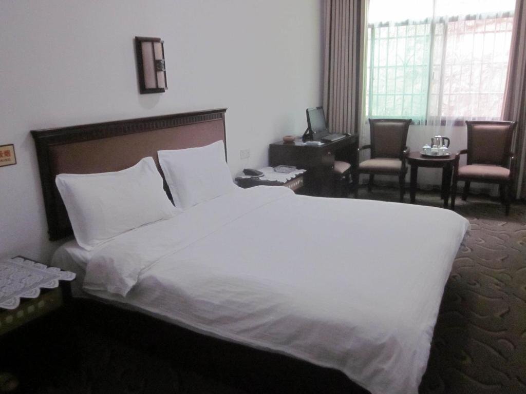 Хэнъян: Qingshan Inn