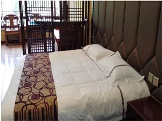 Яань: Changshou Hotel