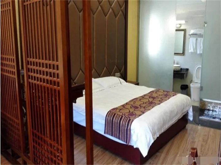 Яань: Changshou Hotel