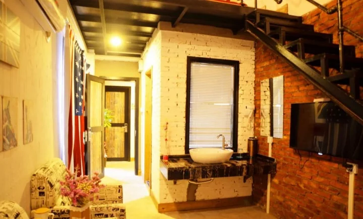 Чжанцзяцзе: MrF Sleeping Bar Inn Zhangjiajie