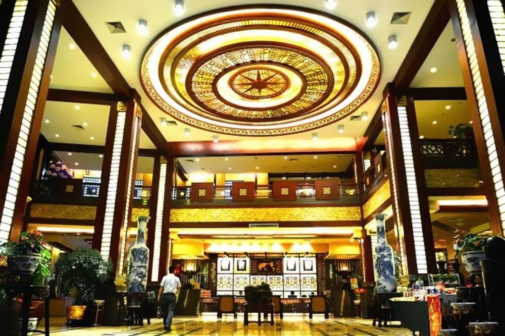 Наньнин: March Flower International Hotel