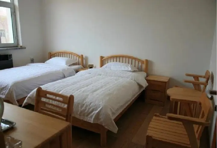 Байшань: Yihe Hotel