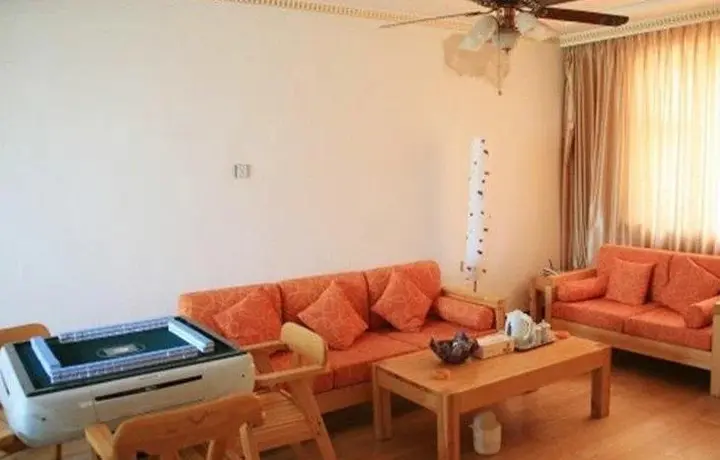 Байшань: Yihe Hotel
