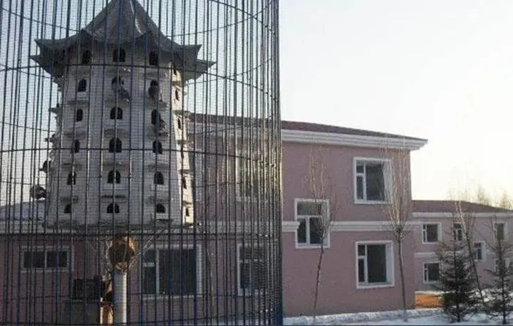 Байшань: Yihe Hotel