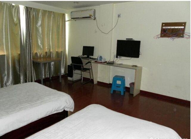 Наньтун: Nantong Bohai Business Hotel