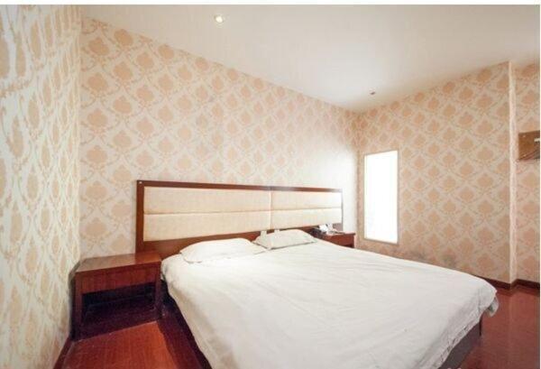 Наньтун: Nantong Bohai Business Hotel