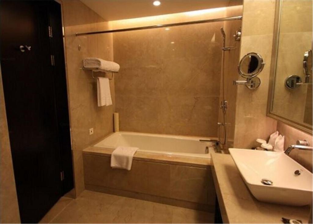 Наньнин: Nanning Qingzhou Rental Apartments