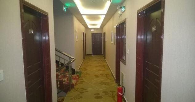 Яньань: Jinyuan Business Hotel