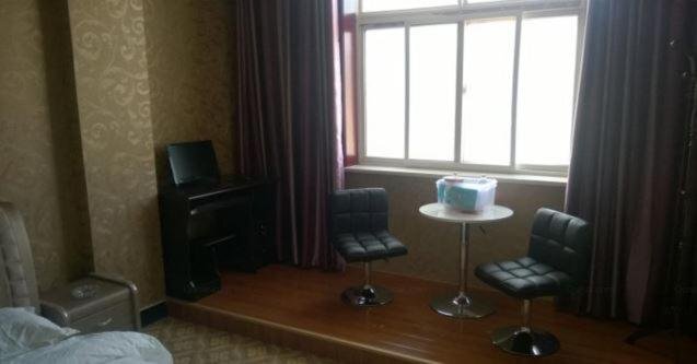 Яньань: Jinyuan Business Hotel