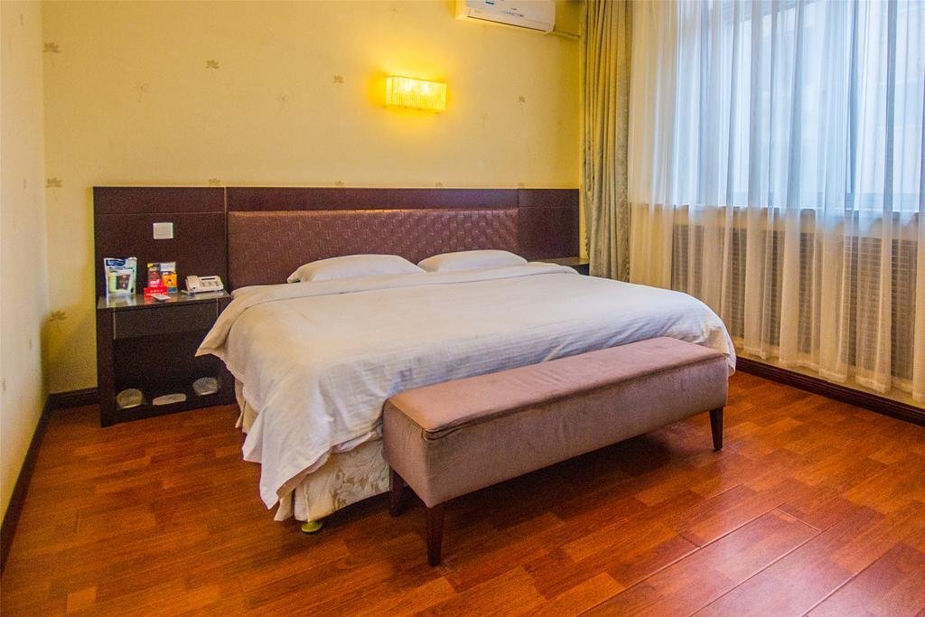 Далянь: Dalian Guohua Holiday Inn