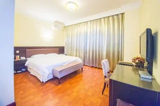 Далянь: Dalian Guohua Holiday Inn