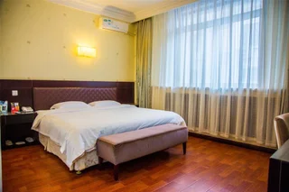 Далянь: Dalian Guohua Holiday Inn