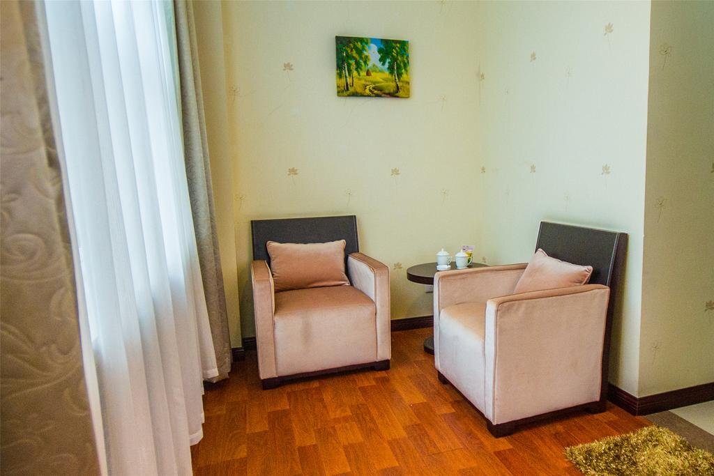 Далянь: Dalian Guohua Holiday Inn