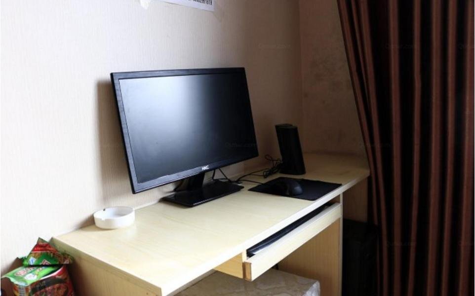 Линьфэнь: Jincan Express Inn