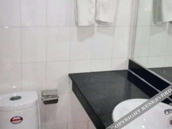 Вэйфан: Weifang Huijuyuan Business Express Hotel