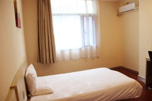 Баодин: Hanting Hotel Baoding East Qiyi Road