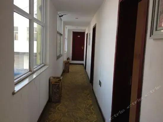 Линьи: Zhijia Express Hotel