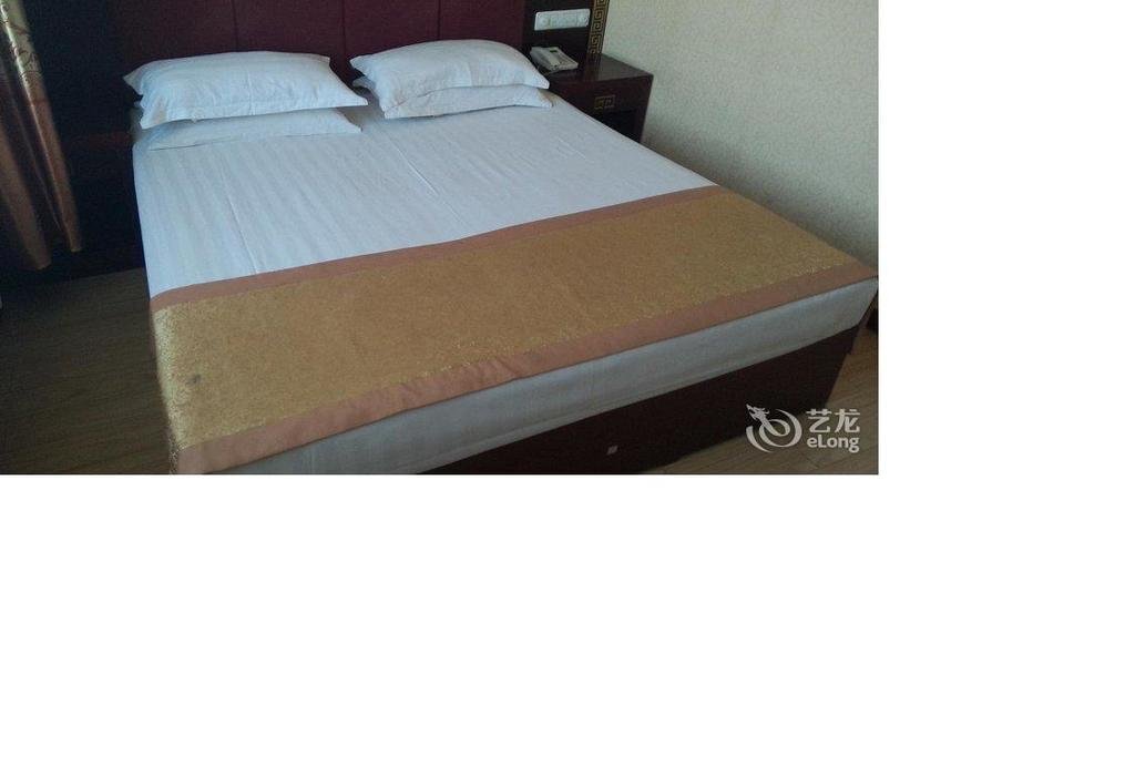 Цзиньчжун: Qingfeng Inn