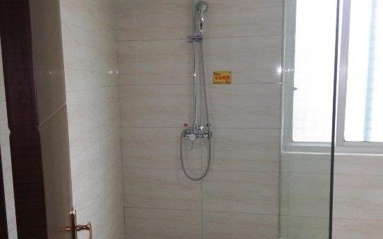 Эньши: Laifeng Dihao Business Hotel