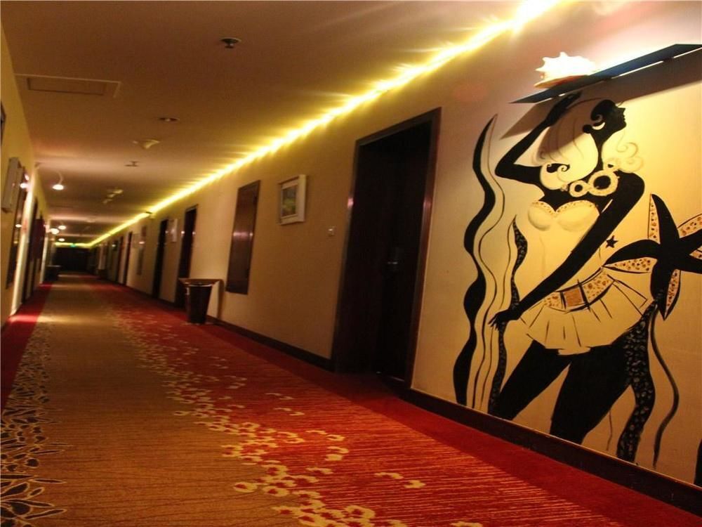 Цюйцзин: Qujing Derun Hotel