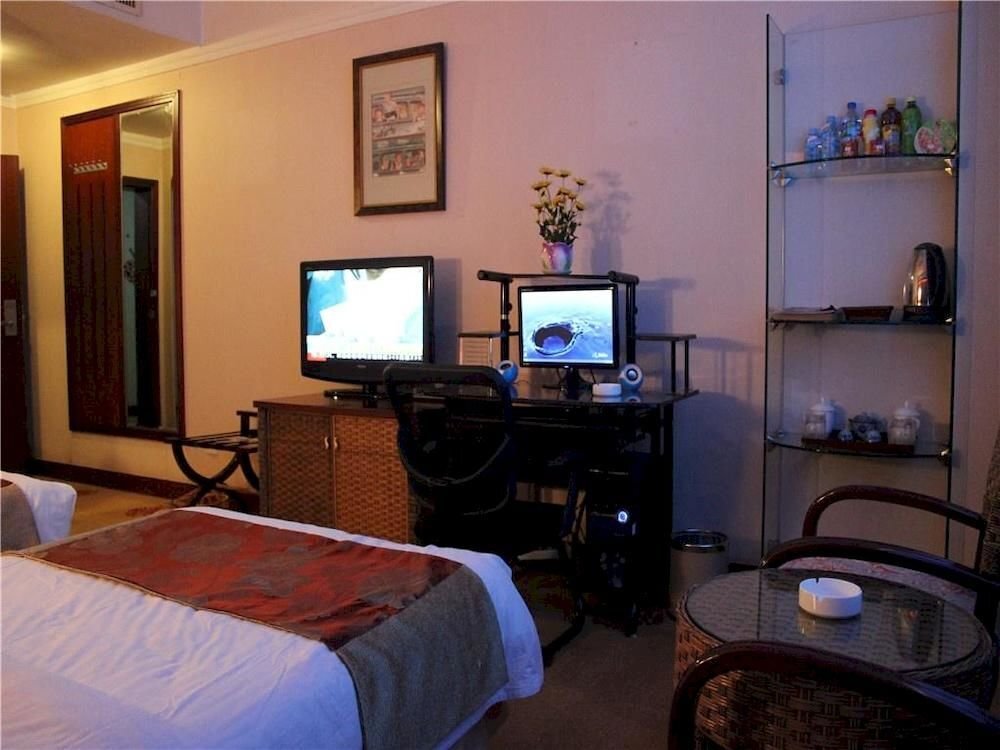 Цюйцзин: Qujing Derun Hotel