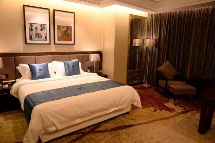Фошань: Qianxi Business Hotel