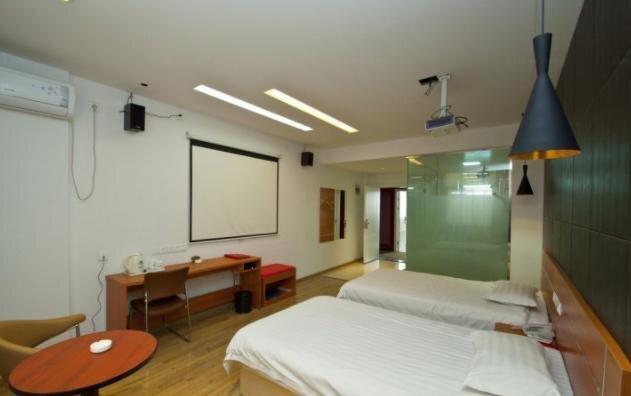 Линьи: Thank You Hotel Nanfang North Bus Station